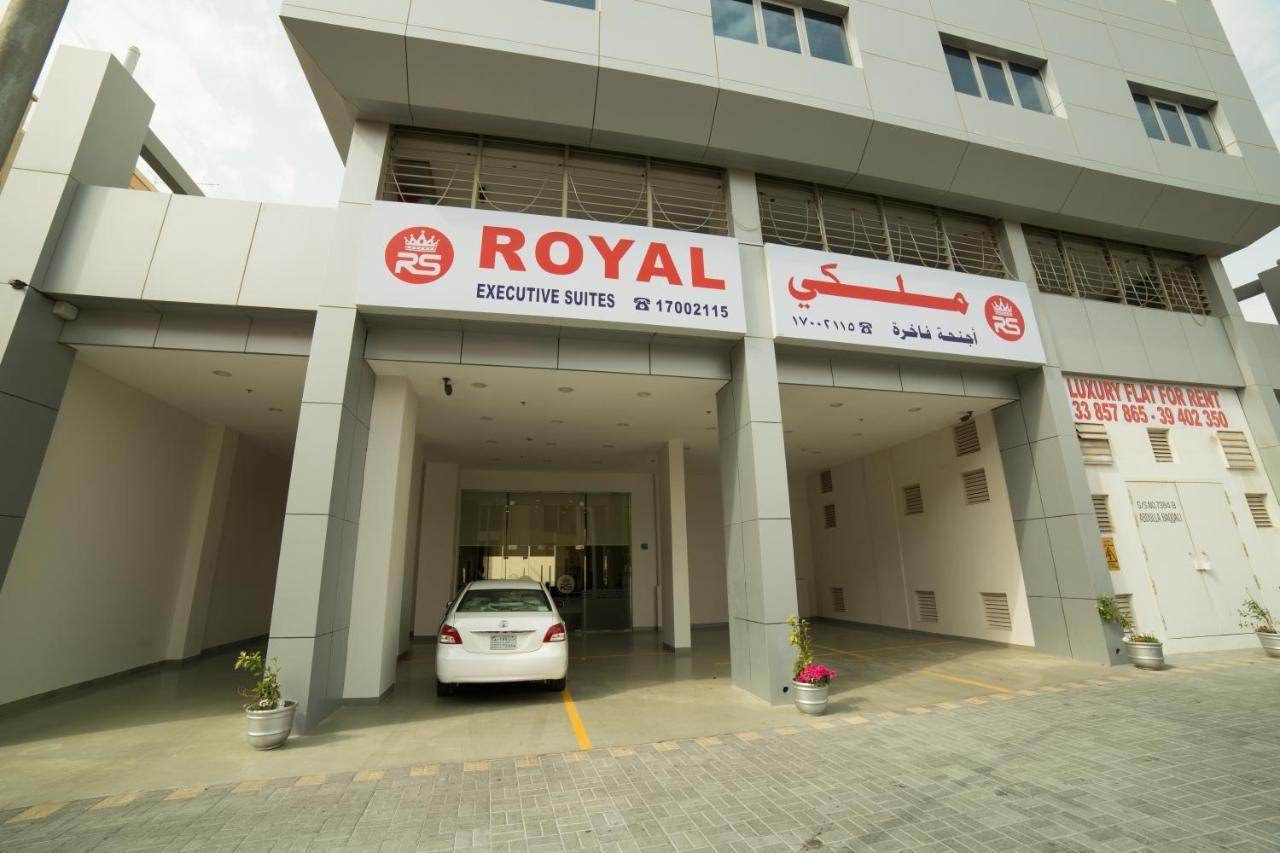 Golden Rose Luxury Suites Manamah Buitenkant foto